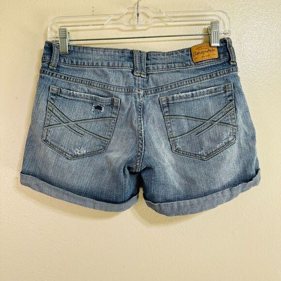 Aeropostale Women's Low Rise Distressed Cuffed Jeans Shorts Size 1/2 BOHO - Picture 6 of 7